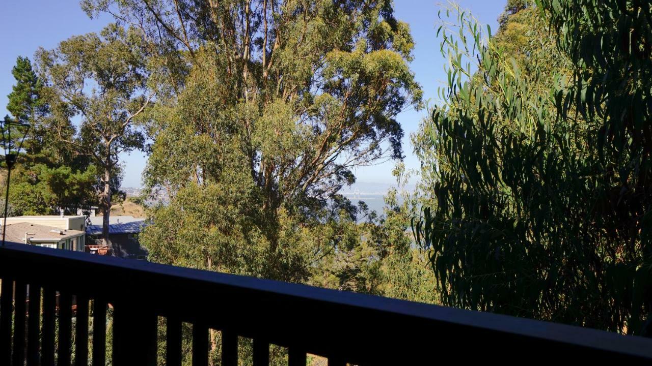 @ Marbella Lane Eco Friendly Treehouse, Sfo Villa Brisbane Exterior photo